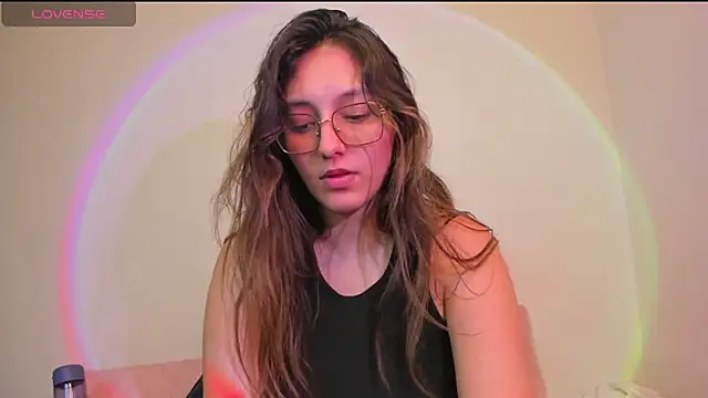 Snapshot of nataliepeterson chatting on December 2024 03:58:01 PM nataliepeterson online show from December 2024 03:58:01 PM