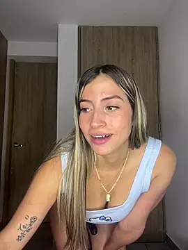 Snapshot of Issabela_G1 chatting on February 2025 03:11:01 AM Issabela G1 online show from February 2025 03:11:01 AM