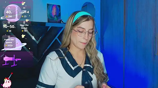 Snapshot of Issabela_G1 chatting on November 2025 11:42:02 PM Issabela G1 online show from November 2025 11:42:02 PM