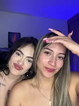 Snapshot of Issabela_G1 chatting on March 2025 11:06:02 AM Issabela G1 online show from March 2025 11:06:02 AM