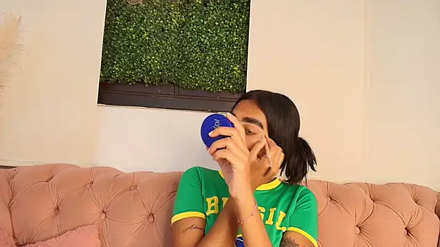 julieta aguilar1 online show from October 2025 07:24:02 PM