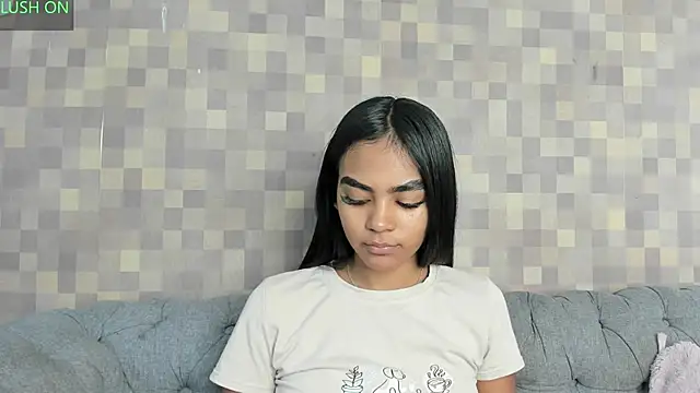 Snapshot of julieta_aguilar1 chatting on September 2025 07:43:02 PM julieta aguilar1 online show from September 2025 07:43:02 PM