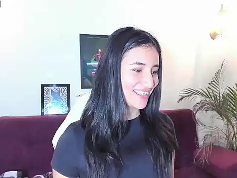 Snapshot of paulinamoons1 chatting on December 2025 05:24:02 AM paulinamoons1 online show from December 2025 05:24:02 AM