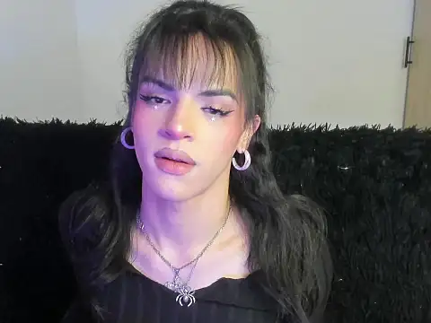 kerly monroe online show from October 2025 11:58:02 PM