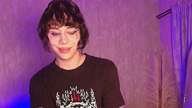 Snapshot of pixy_20 chatting on March 2026 03:22:01 AM pixy 20 online show from March 2026 03:22:01 AM