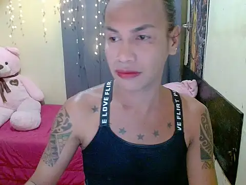 Snapshot of Indaypakay_ts chatting on October 2025 10:00:01 PM Indaypakay ts online show from October 2025 10:00:01 PM