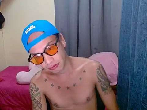 Snapshot of Indaypakay_ts chatting on December 2025 08:14:01 PM Indaypakay ts online show from December 2025 08:14:01 PM