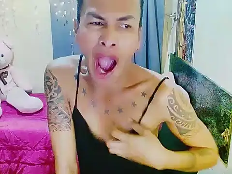 Snapshot of Indaypakay_ts chatting on October 2025 10:10:02 PM Indaypakay ts online show from October 2025 10:10:02 PM