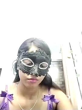 Snapshot of royaldoll-143 chatting on January 2025 10:38:02 AM royaldoll-143 online show from January 2025 10:38:02 AM