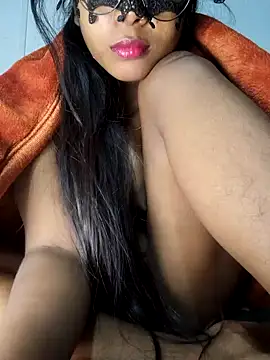 Snapshot of royaldoll-143 chatting on December 2024 09:41:02 PM royaldoll-143 online show from December 2024 09:41:02 PM