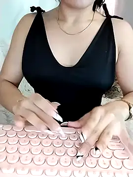 Nanda Vixen online show from September 2025 10:32:02 PM