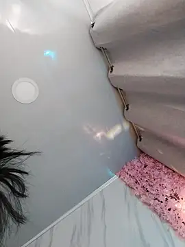 Nanda Vixen online show from December 2025 10:17:02 AM