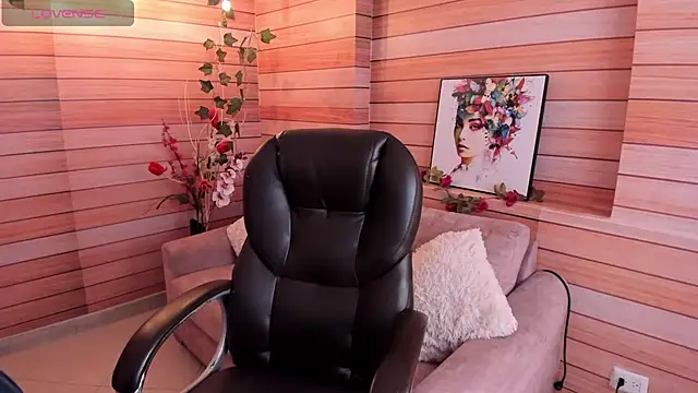 Nami sunny online show from November 2025 12:53:02 PM