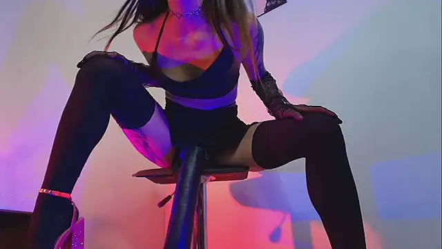 amber  blair online show from October 2025 02:58:01 PM