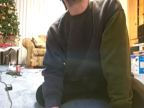 Snapshot of Curved4Pleasure chatting on December 2024 06:32:02 AM Curved4Pleasure online show from December 2024 06:32:02 AM