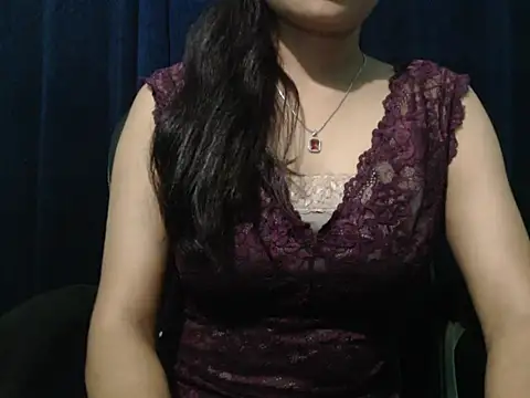 Snapshot of Yashi chatting on May 2026 04:06:01 PM Yashi online show from May 2026 04:06:01 PM