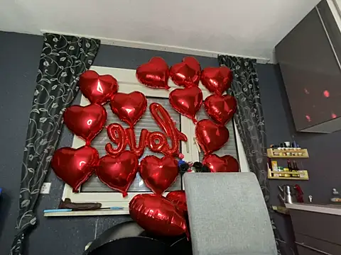 Tyraride online show from February 2026 07:36:01 PM