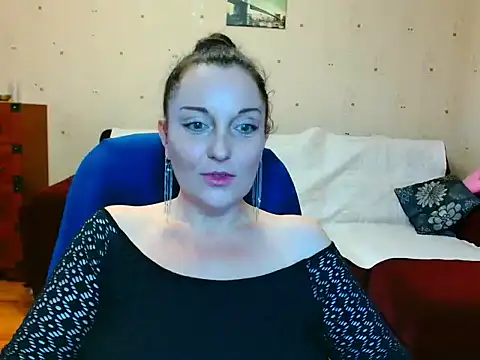 Alice3694 online show from March 2026 06:37:02 AM