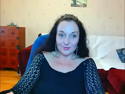 Alice3694 online show from April 2026 06:31:02 AM