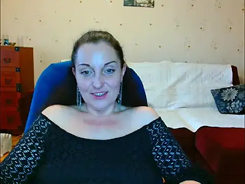 Alice3694 online show from April 2026 04:47:02 AM