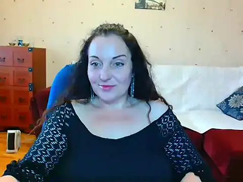 Alice3694 online show from April 2026 06:04:02 AM