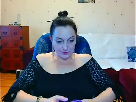 Alice3694 online show from February 2026 06:25:01 AM