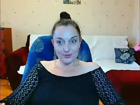 Alice3694 online show from March 2026 06:03:02 AM