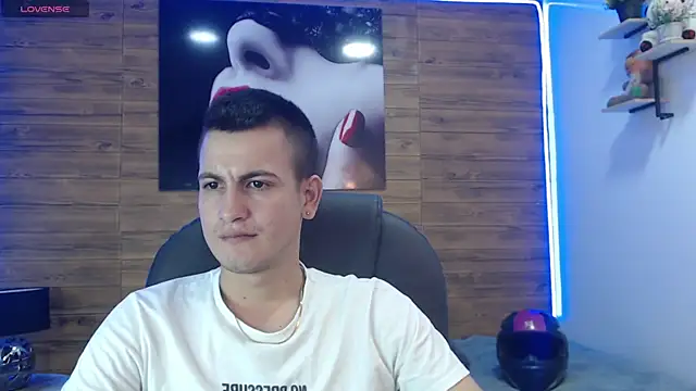 Cerokershelby online show from January 2025 08:37:02 PM