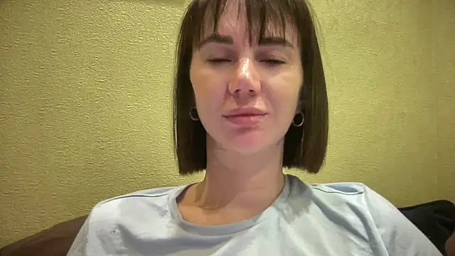 EvilDemon94 online show from April 2026 08:02:01 PM