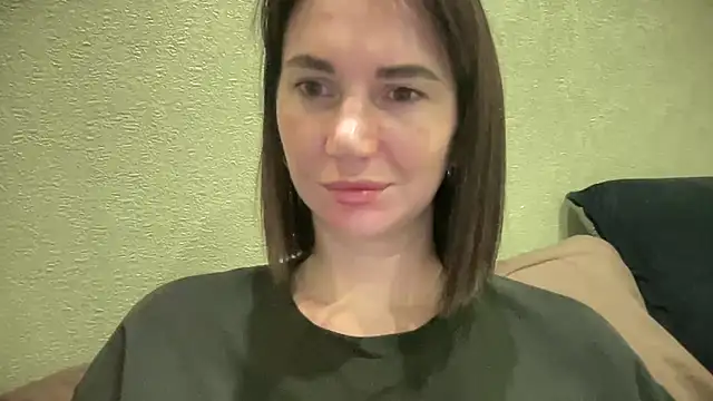 EvilDemon94 online show from November 2025 06:41:01 PM