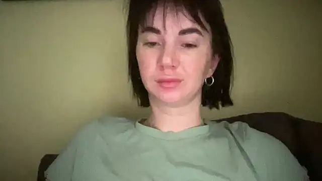 EvilDemon94 online show from April 2026 05:00:02 AM