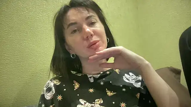 EvilDemon94 online show from April 2026 06:14:02 PM