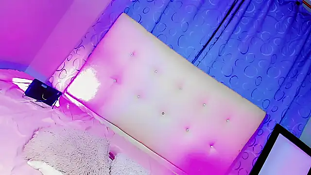 Samira Ali online show from January 2026 09:19:02 PM