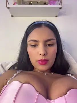 Snapshot of Maddy_Rouse_ chatting on March 2025 02:18:02 AM Maddy Rouse online show from March 2025 02:18:02 AM