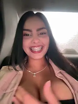 Maddy Rouse  online show from January 2026 06:22:02 PM