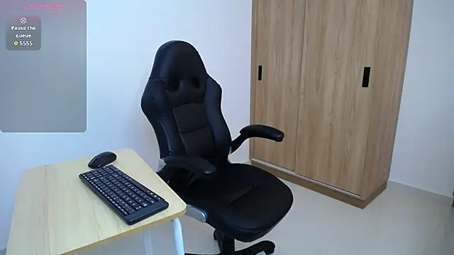 karoll marquez online show from January 2026 10:59:02 PM