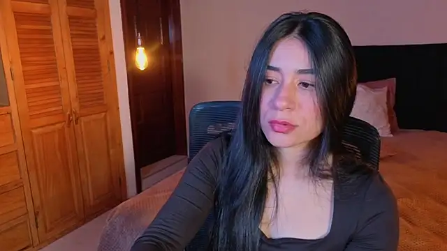 ChloeTurner  online show from February 2026 09:03:01 PM