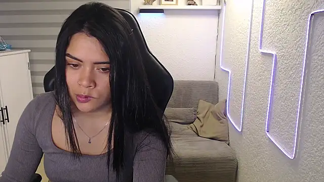 team dinamite69 online show from February 2026 12:13:02 PM