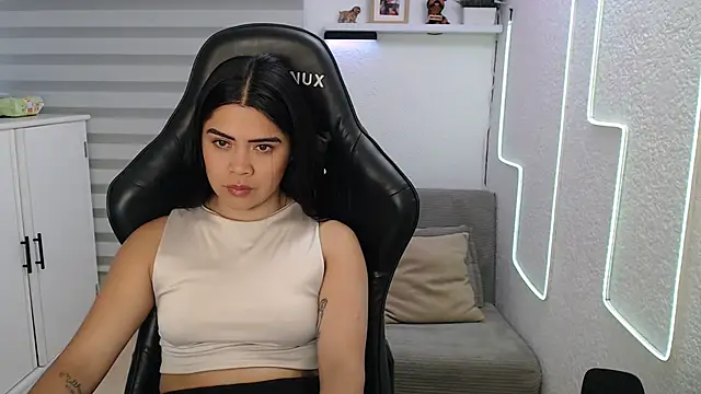 team dinamite69 online show from February 2026 12:12:01 PM