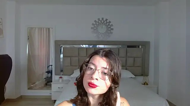 zoecruzz online show from October 2025 03:09:02 PM