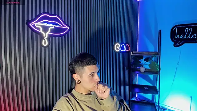 Jefer rick  online show from November 2025 12:27:01 PM