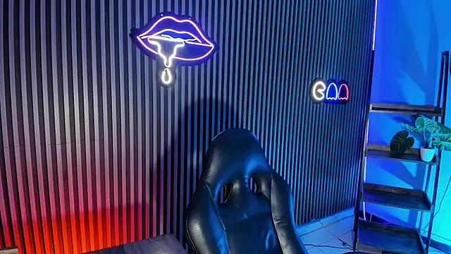 Jefer rick  online show from November 2025 12:37:02 PM