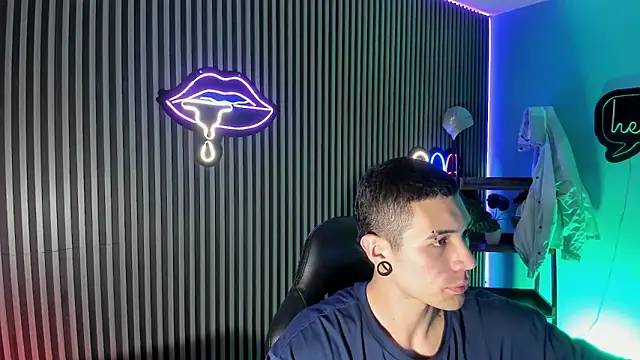 Snapshot of Jefer_rick_ chatting on December 2025 06:23:01 PM Jefer rick online show from December 2025 06:23:01 PM