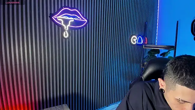 Jefer rick  online show from November 2025 12:27:02 PM