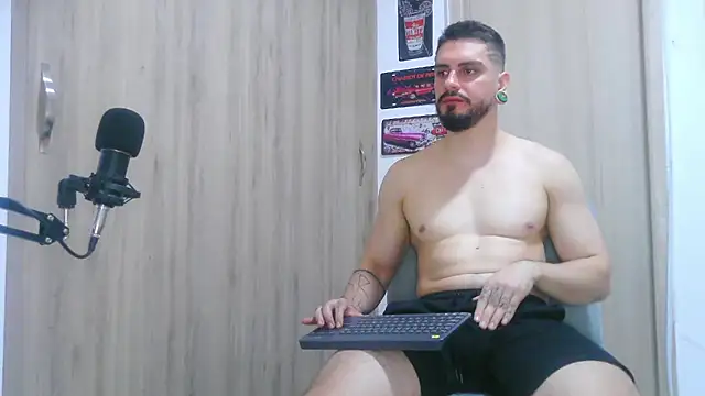 Aaron kwok28 online show from October 2025 02:21:02 AM