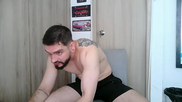 Aaron kwok28 online show from March 2026 10:05:02 PM