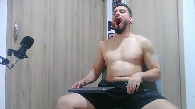 Aaron kwok28 online show from November 2025 03:32:02 AM