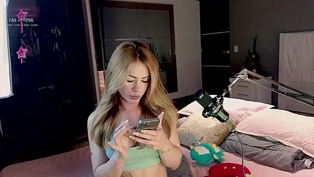 greyslopez online show from March 2026 11:08:01 PM