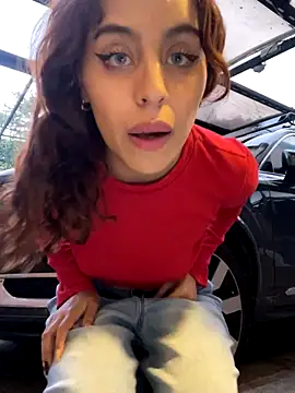 Katee Jones online show from October 2025 10:31:02 PM