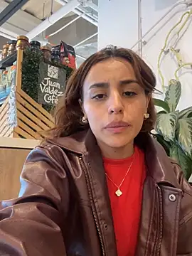 Katee Jones online show from November 2025 08:20:01 PM